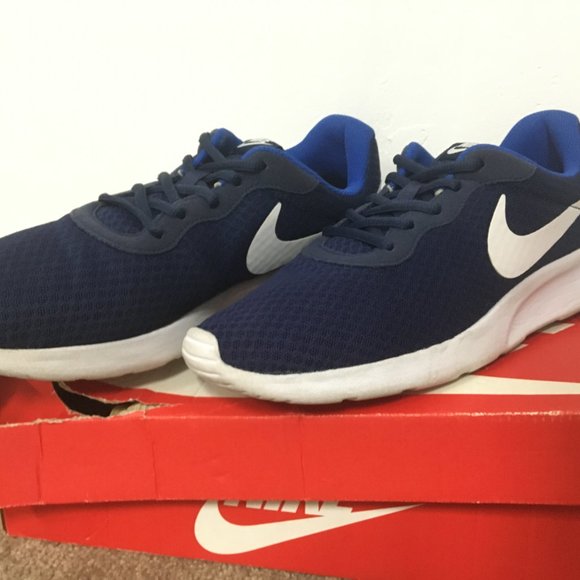 nike tanjun midnight navy